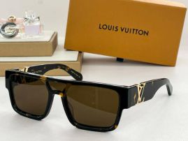 Picture of LV Sunglasses _SKUfw55793370fw